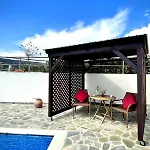 Stunning With Breathtaking Sea View Piszúri