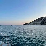 Villa Stunning With Breathtaking Sea View