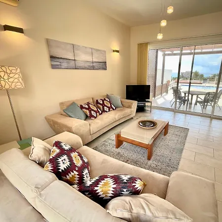 Villa Stunning With Breathtaking Sea View