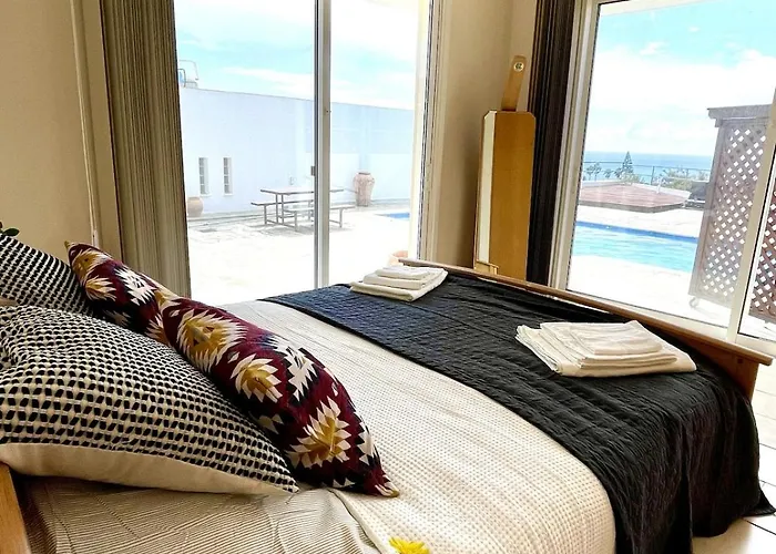 Stunning With Breathtaking Sea View